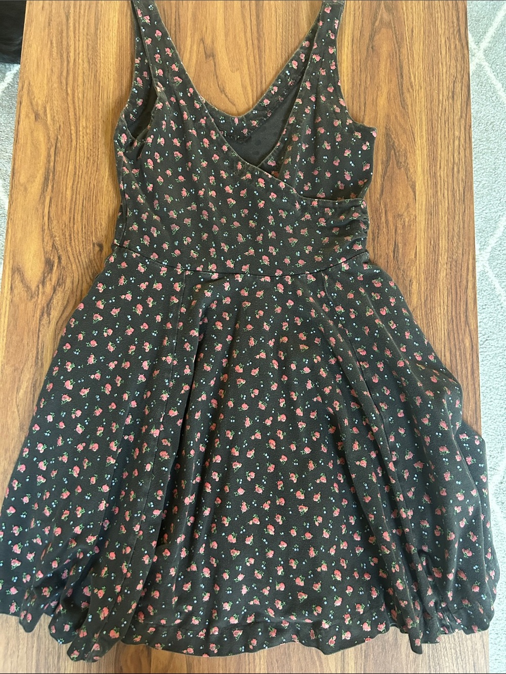 Betsey Johnson size small red rose dress - please see description